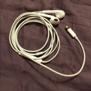 Apple Headphones
